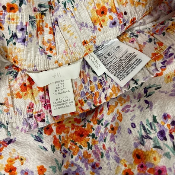 H&M Floral Linen Shorts - Picture 5 of 9